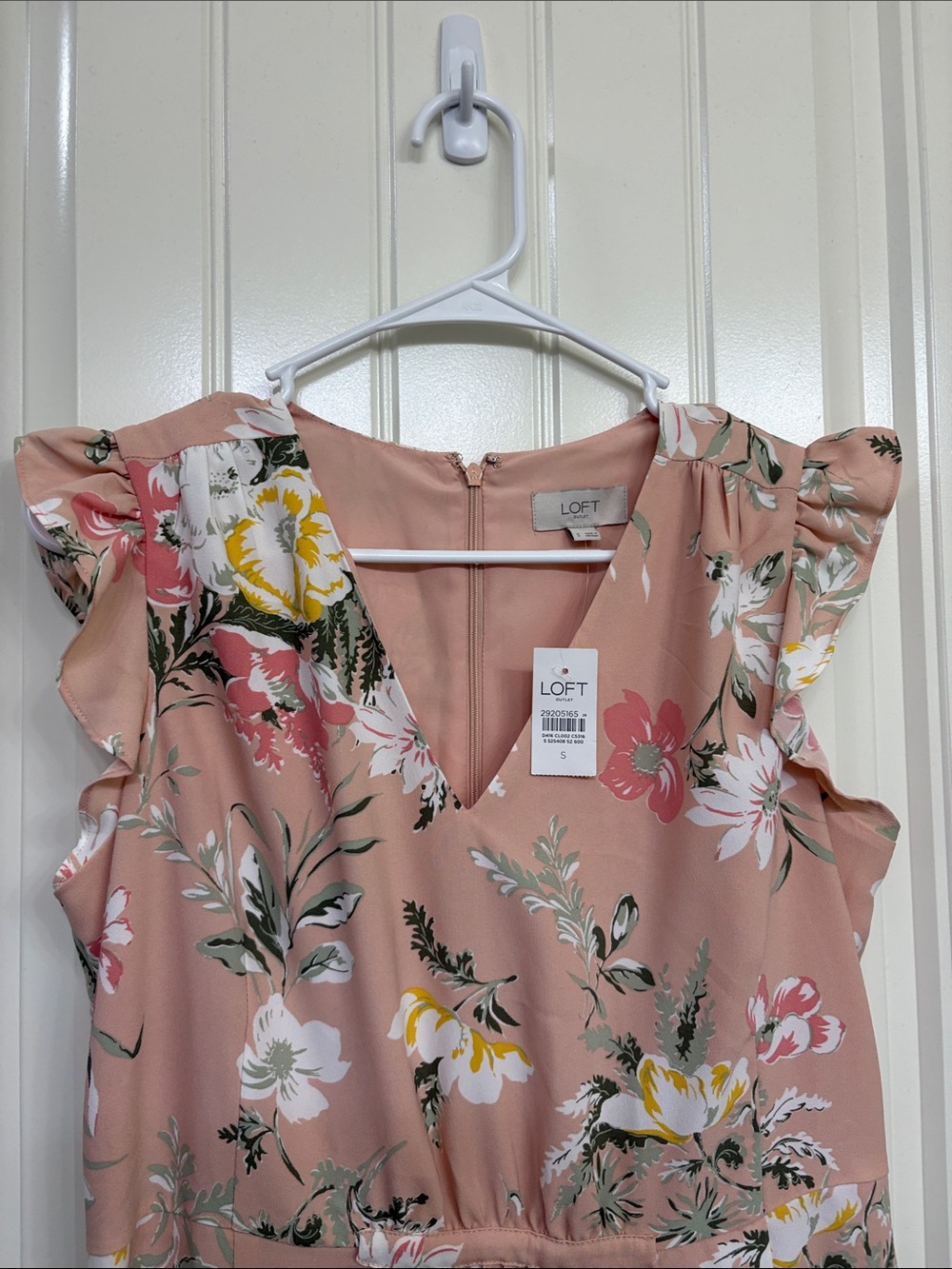 LOFT Peach Floral V-Neck Ruffle Sleeve Dress - Picture 5 of 9